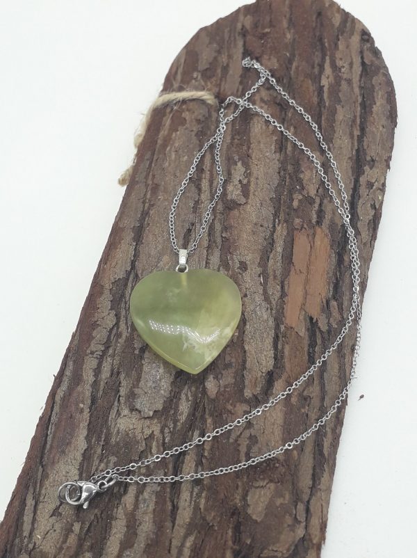 Pendentif cœur en jade (TIF.Jad01)